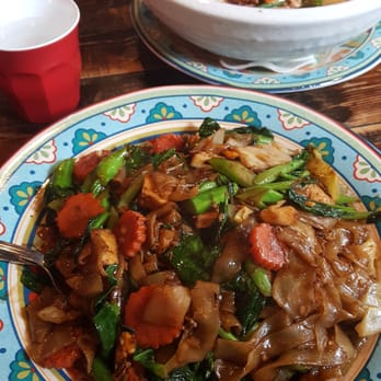 Satang Thai Exclusive - Tofu Pad See Ew - Thai Near Me - Haymarket, NSW Satang Thai Exclusive - Tofu Pad See Ew - Thai Near Me - Haymarket, NSW