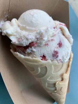 Zsa's Ice Cream by null