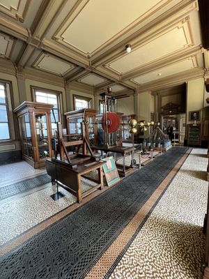 Teylers Museum by null