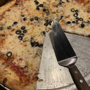 Lovin' Oven Pizza - Pizza Near Me - Locust Grove, Georgia