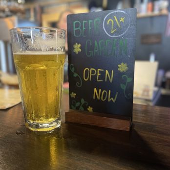 Hillside Tap Room & Eatery - Beer Bar Near Me - Martinez, California