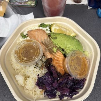 sweetgreen - Healthy Salads, Wraps, and Bowls - Miso salmon bowl added broccoli and cabbage - Salad Near Me - Sacramento, California
