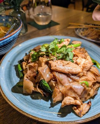 Lim Ros Thai Restaurant by null