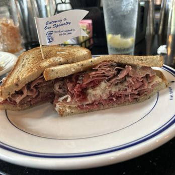 Attman's Harbor Point - Point Street Reuben CB/PSTR - Breakfast & Brunch Near Me - Baltimore, Maryland