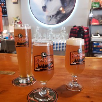 Black Husky Brewing - Breweries Near Me - Milwaukee, Wisconsin Black Husky Brewing - Breweries Near Me - Milwaukee, Wisconsin
