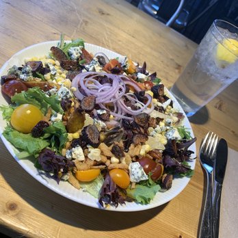 Fork & Fig - Roasted Carrot Salad!! Yum Yum! - Burgers Near Me - Albuquerque, New Mexico Fork & Fig - Roasted Carrot Salad!! Yum Yum! - Burgers Near Me - Albuquerque, New Mexico