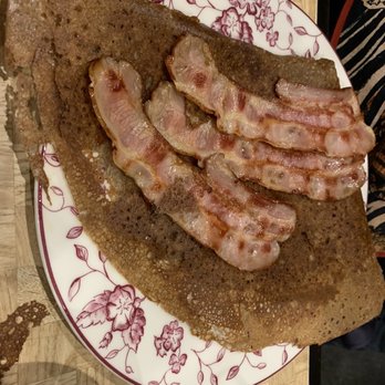 La Crêperie de Josselin - Crepe with goat fig and bacon. - Creperies Near Me - Paris, 75 La Crêperie de Josselin - Crepe with goat fig and bacon. - Creperies Near Me - Paris, 75
