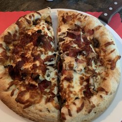 Auberge L'Ambassadeur - Pizza au restaurant de l'établissement.