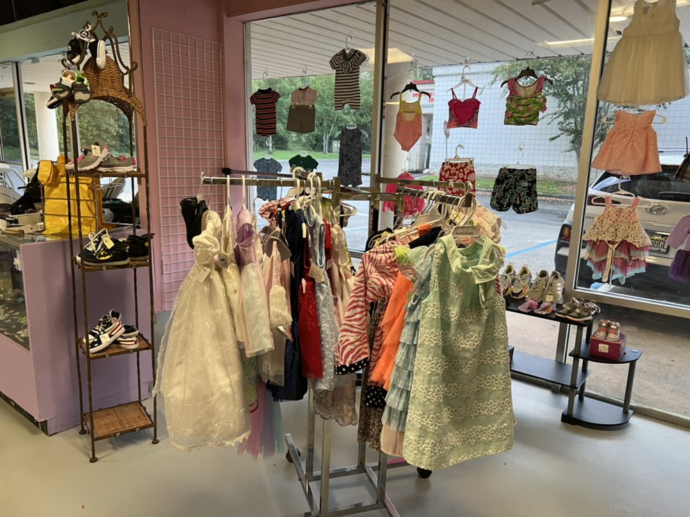 JELLY BEANS KIDZ RESALE Updated September 2024 10 Photos 1005 N