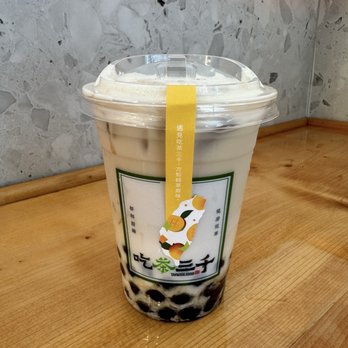 CHICHA San Chen - Dong ding oolong tea with boba - IG @bougiefoodieboi - Bubble Tea Near Me - Bellevue, Washington CHICHA San Chen - Dong ding oolong tea with boba - IG @bougiefoodieboi - Bubble Tea Near Me - Bellevue, Washington