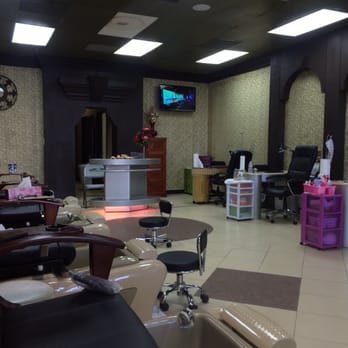 Model Nails - Mmmmm... Pedicures are pure heaven. - Nail Salons Near Me - Bakersfield, California