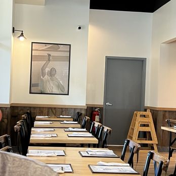 Mister O1 Extraordinary Pizza Lake Mary - Interior - Pizza Near Me - Heathrow, Florida Mister O1 Extraordinary Pizza Lake Mary - Interior - Pizza Near Me - Heathrow, Florida