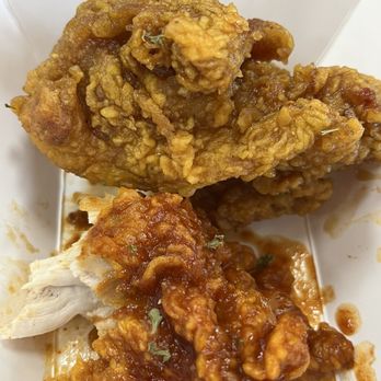 Kkoma Chicken - Soy garlic chicken (top) sweet and spicy chicken (bottom) - Korean Near Me - Garden Grove, California Kkoma Chicken - Soy garlic chicken (top) sweet and spicy chicken (bottom) - Korean Near Me - Garden Grove, California
