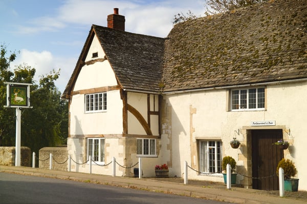 The White Hart at Fyfield by null