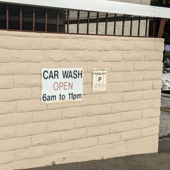 Squeak’s Car Wash - Hours 6am to 11pm - Car Wash Near Me - El Segundo, California Squeak’s Car Wash - Hours 6am to 11pm - Car Wash Near Me - El Segundo, California