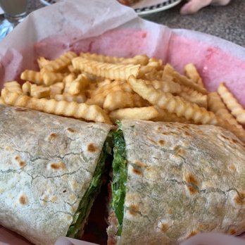Gus's Diner - Verona - Chicken wrap with fries - Diners Near Me - Verona, Wisconsin Gus's Diner - Verona - Chicken wrap with fries - Diners Near Me - Verona, Wisconsin