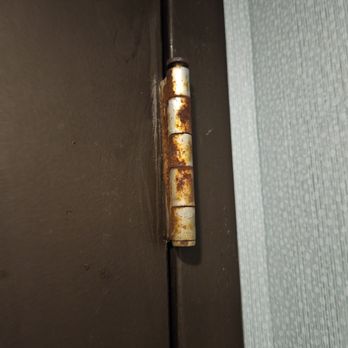 Hyatt Place Fort Wayne - Northwest - This is the bathroom hinge - Hotels Near Me - Fort Wayne, Indiana Hyatt Place Fort Wayne - Northwest - This is the bathroom hinge - Hotels Near Me - Fort Wayne, Indiana