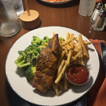 Chef Geoff's West End - New American Near Me - Washington, DC, District of Columbia