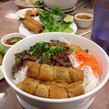 Pho King Eggroll - Vermicelli with beef and egg roll - Vietnamese Near Me - Goodyear, Arizona