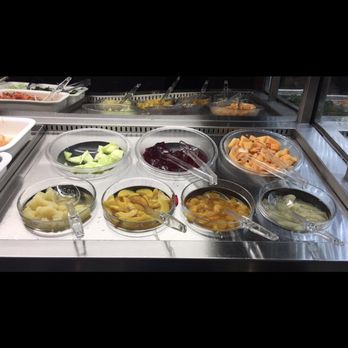 Buffet Chinois - a variety of food items - Chinese Near Me - Drummondville, Quebec Buffet Chinois - a variety of food items - Chinese Near Me - Drummondville, Quebec