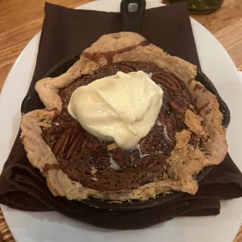 HogsHead Kitchen and Wine Bar - Pecan pie - New American Near Me - Hilton Head, South Carolina