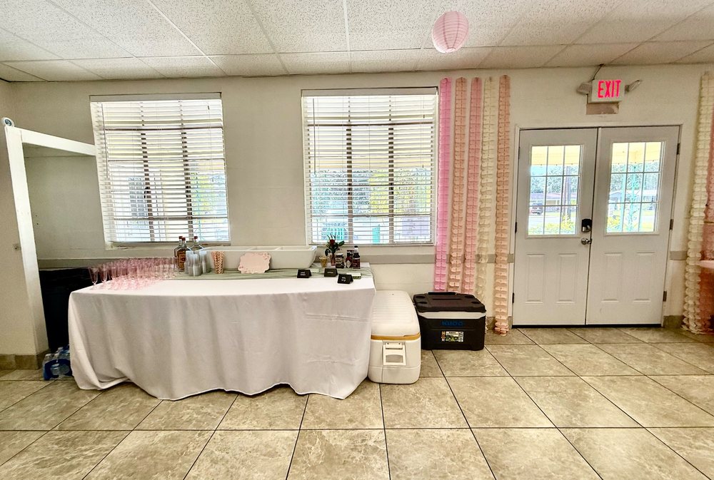 Wellswood Civic Association - wedding in Tampa, FL