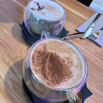 The Local Nod Cafe - Cinnamon latte - Breakfast & Brunch Near Me - Huntington Beach, California