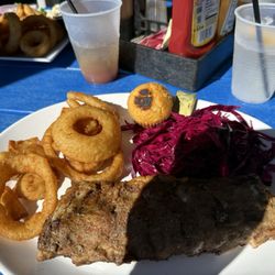 Lake House Bar And Grill - 1/2 rack ribs