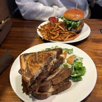 East End Grill - Pastrami Melt & East End Burger - New American Near Me - Lafayette, Indiana East End Grill - Pastrami Melt & East End Burger - New American Near Me - Lafayette, Indiana