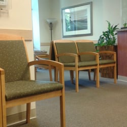 Folsom Orthopaedic Surgery - Waiting area not full in the mornings (: