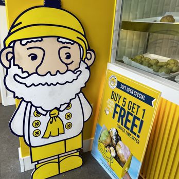 Beard Papa’s - Desserts Near Me - Cerritos, California