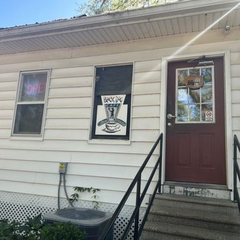 Black Dog Cafe - Enter and relax - Coffee & Tea Near Me - Tallahassee, Florida