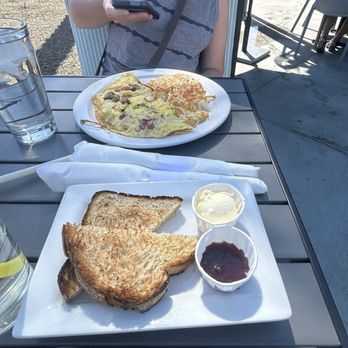 Over Easy - Goodyear - Breakfast & Brunch Near Me - Goodyear, Arizona Over Easy - Goodyear - Breakfast & Brunch Near Me - Goodyear, Arizona