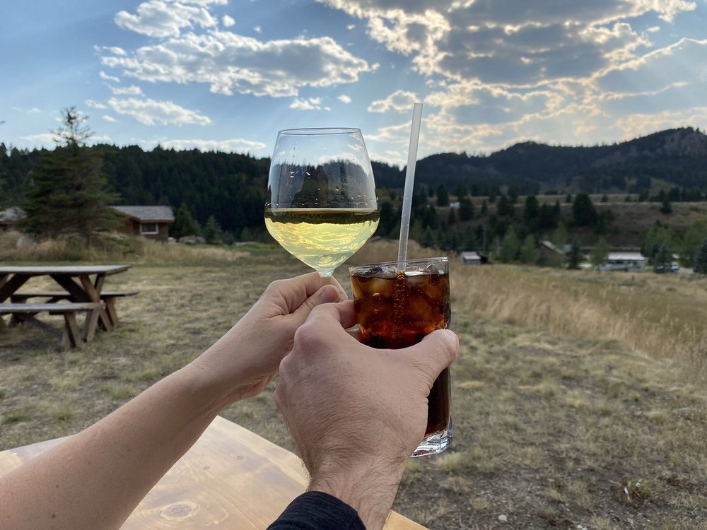 THE GRIZZLY BAR & GRILL Updated June 2024 30 Photos & 51 Reviews