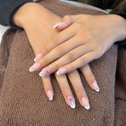 Lavender Nails & Spa Boutique