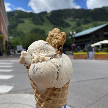 Paradise Bakery - Peanut butter chip ice cream in a waffle cone with a mini oatmeal chocolate chip cookie. - Bakeries Near Me - Aspen, Colorado Paradise Bakery - Peanut butter chip ice cream in a waffle cone with a mini oatmeal chocolate chip cookie. - Bakeries Near Me - Aspen, Colorado