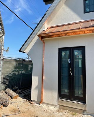 Platinum Roofing Logo