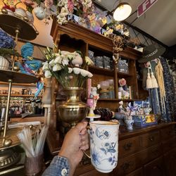 Blooming Floral Cafe - The decor was so cute and also there were so many cute little things for sale.
