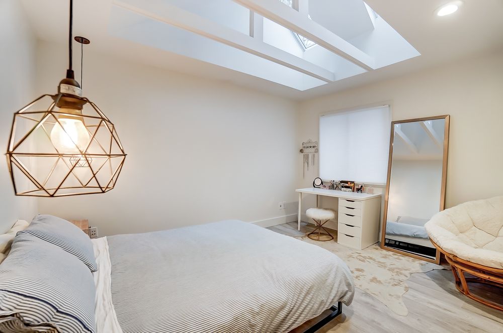 Slide of Skylight Pros