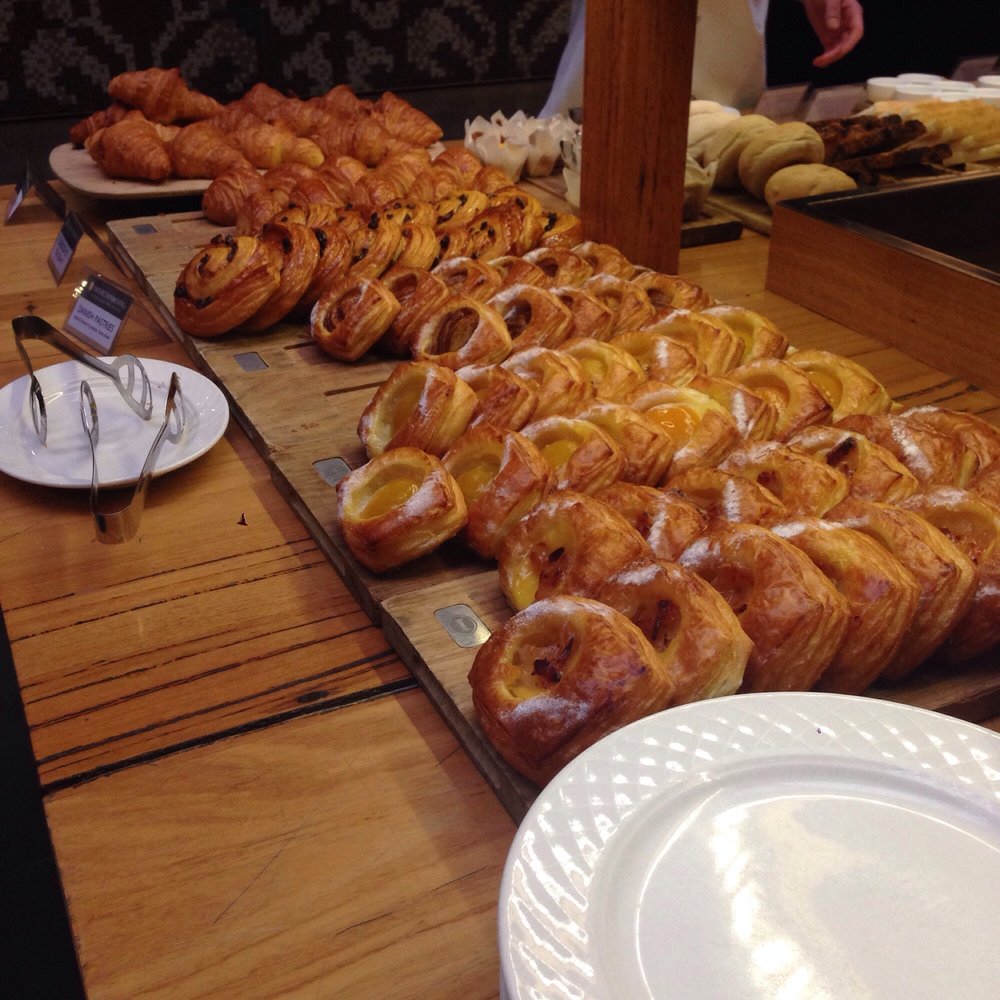 Brekkie buffet