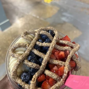 BerryBox Superfood Bar - Berry Bowl - Acai Bowls Near Me - Saint Louis, Missouri BerryBox Superfood Bar - Berry Bowl - Acai Bowls Near Me - Saint Louis, Missouri