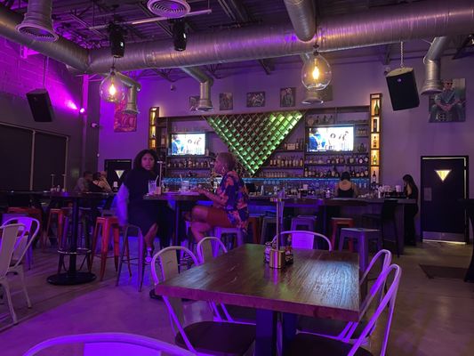 Tribeca Restaurant And Lounge by null