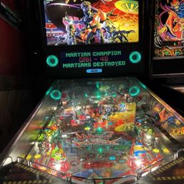 My new favorite pinball machine