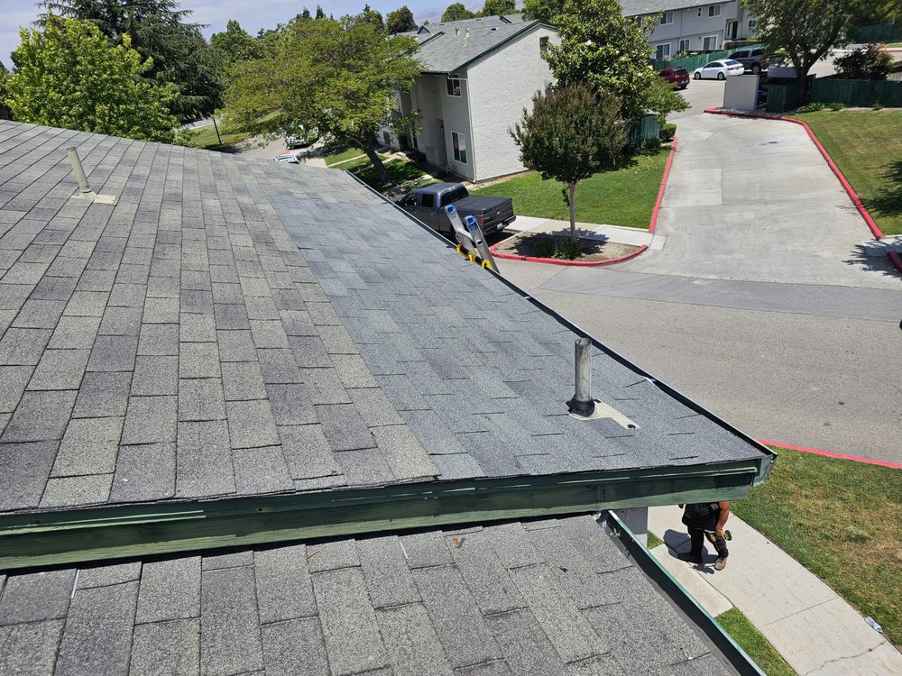 Slide of Lico's Roofing Company Inc