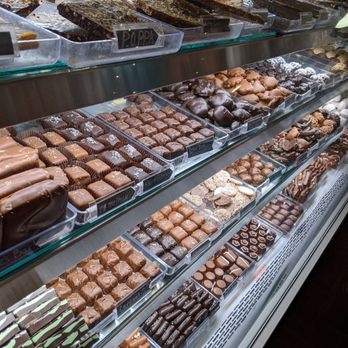 Apple Tree Chocolate - Candy Stores Near Me - Norman, Oklahoma