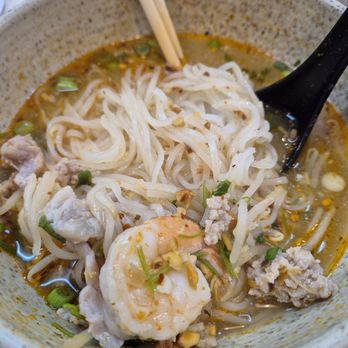 Fire Tiger Thai Food - Tom yum noodle, choose the medium spice. - Thai Near Me - Whittier, California