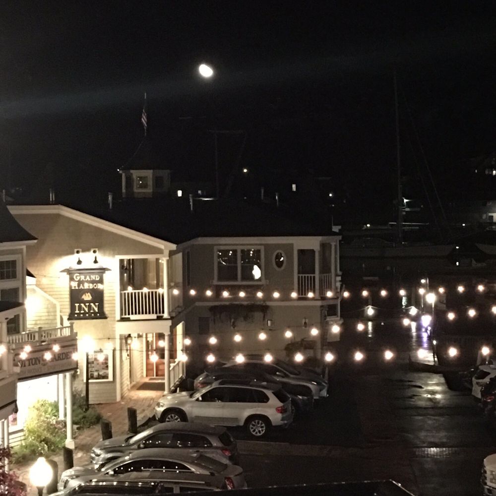 16 Bay View - Hotels Near Me - Camden, Maine 16 Bay View - Hotels Near Me - Camden, Maine