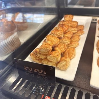 Ava Roasteria - zuzu - Desserts Near Me - Beaverton, Oregon