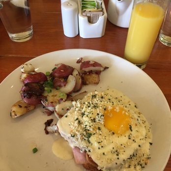Simple Cafe - Croque Madame - Breakfast & Brunch Near Me - Lake Geneva, Wisconsin