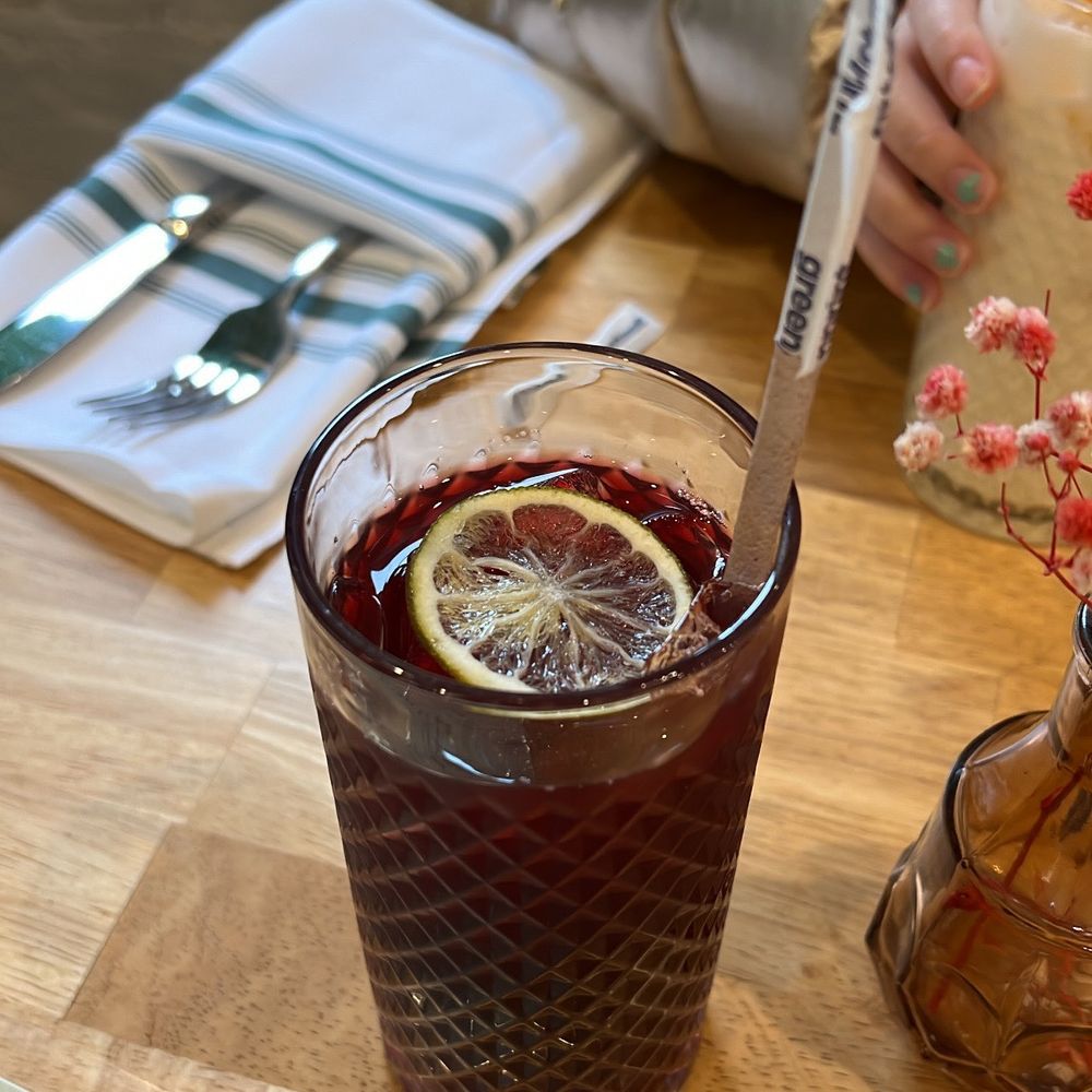 Libélula Bakery and Kitchen - Red Drink (I forgot the name) - Dominican Near Me - Montclair, New Jersey Libélula Bakery and Kitchen - Red Drink (I forgot the name) - Dominican Near Me - Montclair, New Jersey